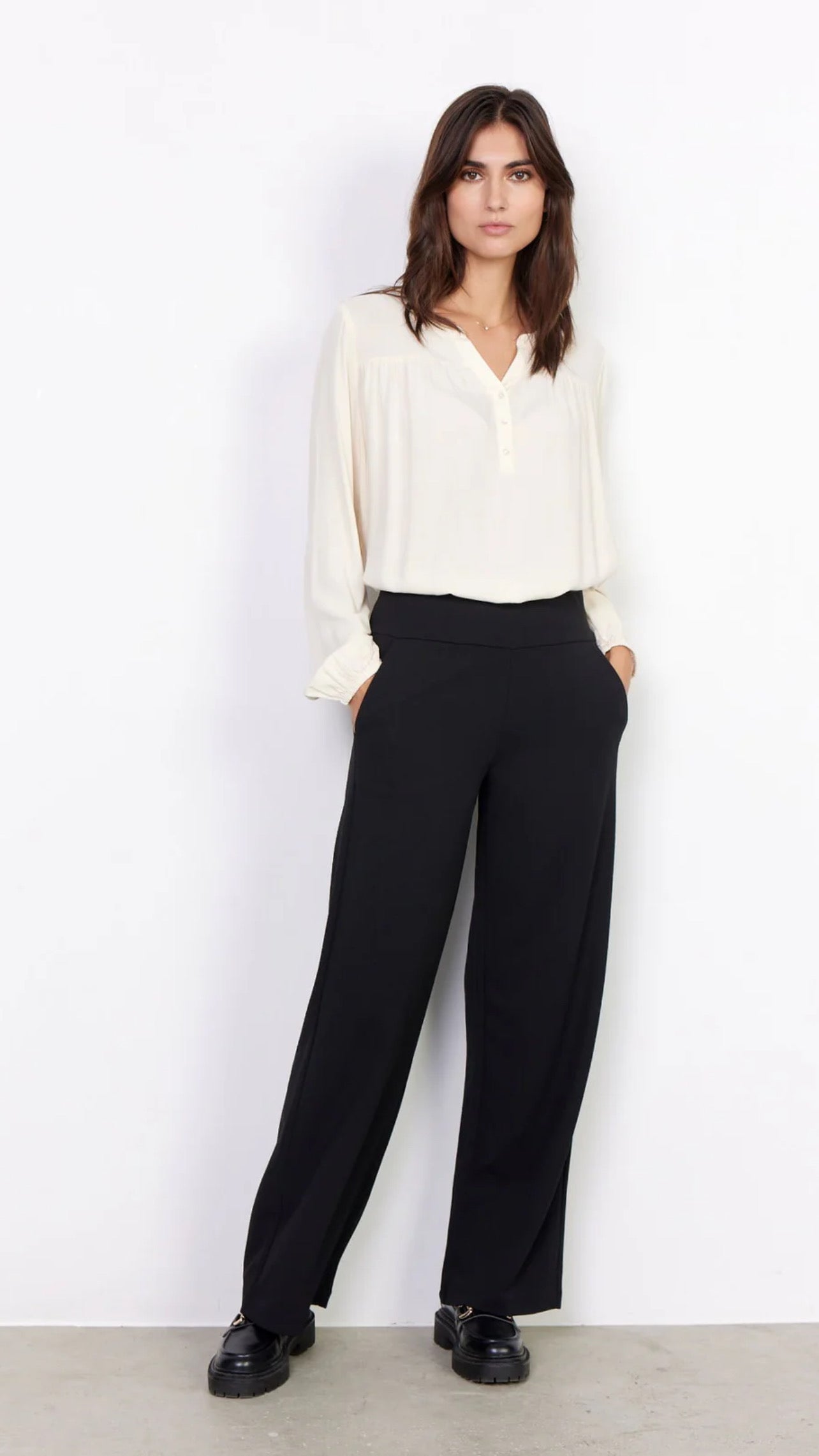 SIHAM BLACK TROUSER