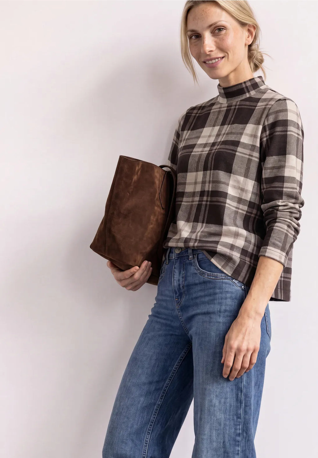 BRYNN SWEATER