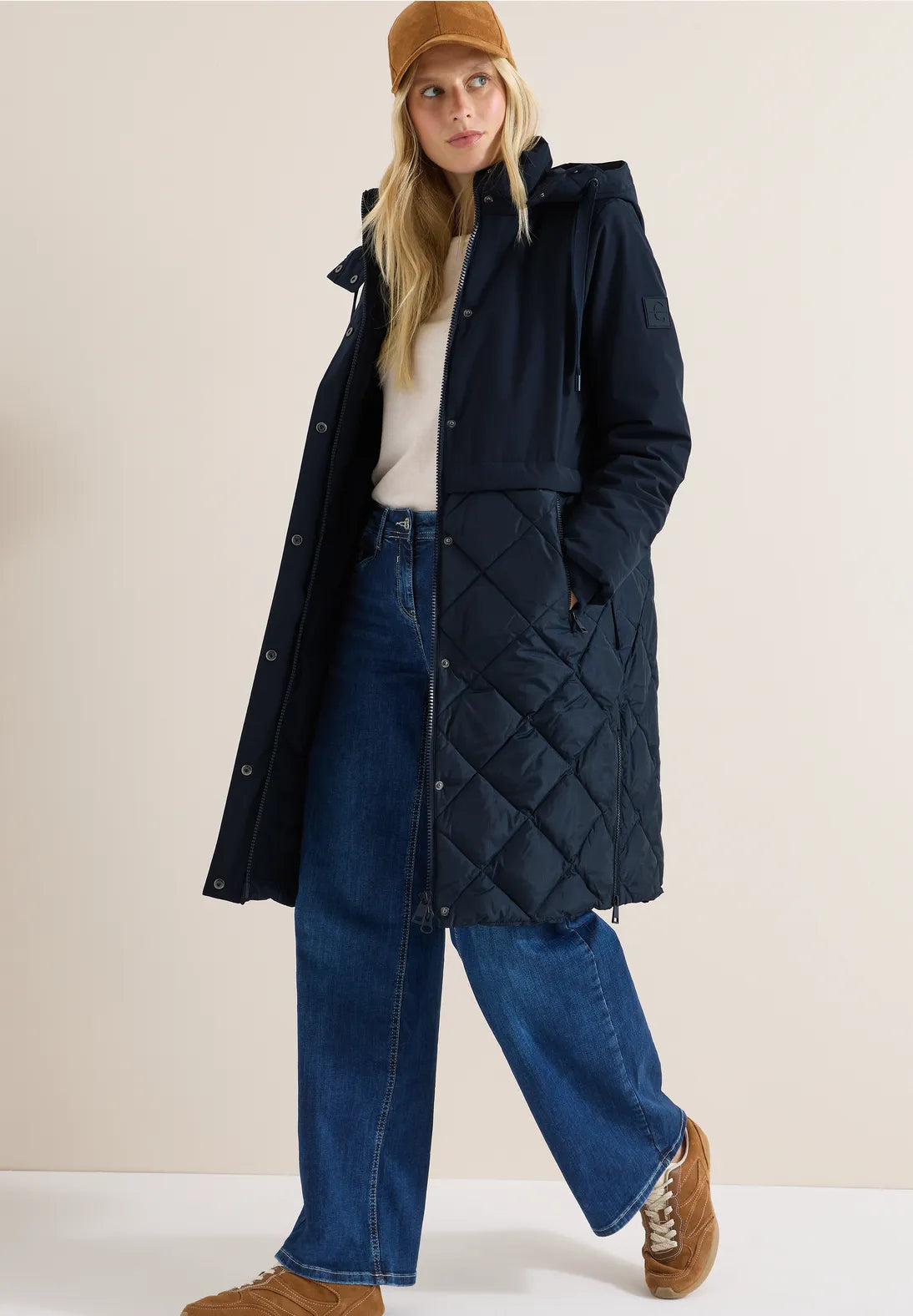 VAN COAT