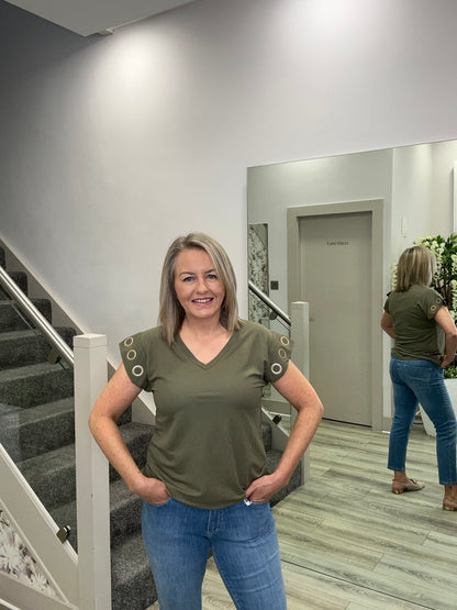 HIBI KHAKI TOP