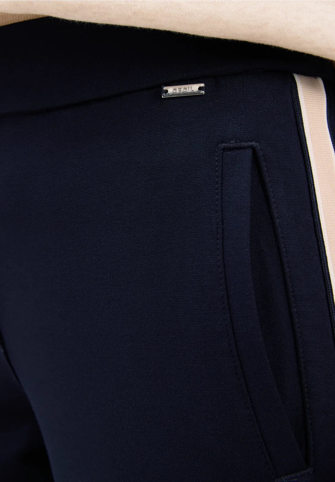 EDEL BOTTOMS