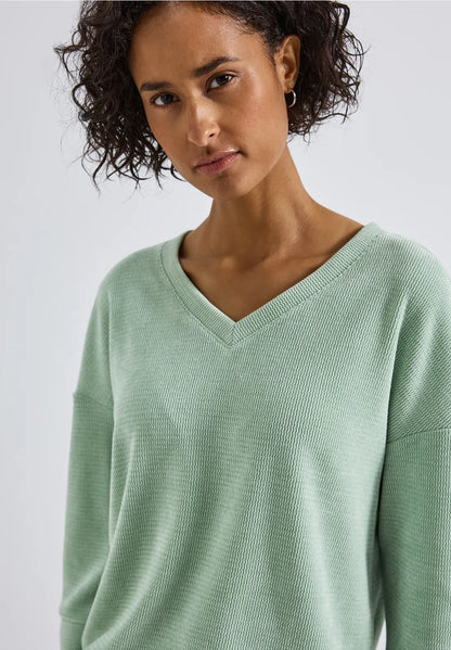 SASKIA MINT SWEATER