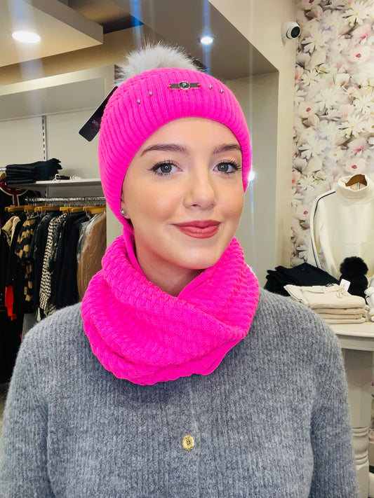 FRANIA BRIGHT PINK  HAT SET