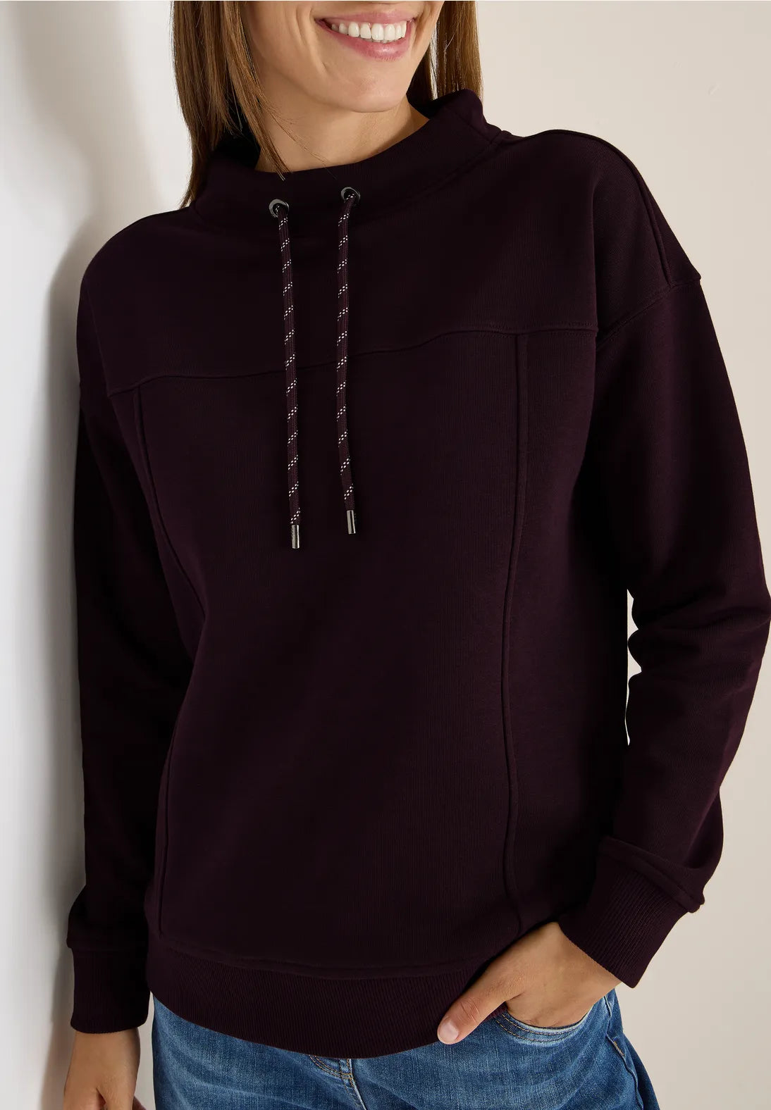 ABBEY WINE SWEATER