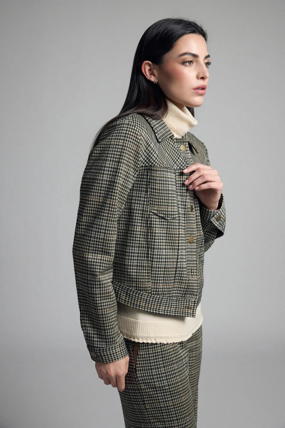 ARUNA JACKET