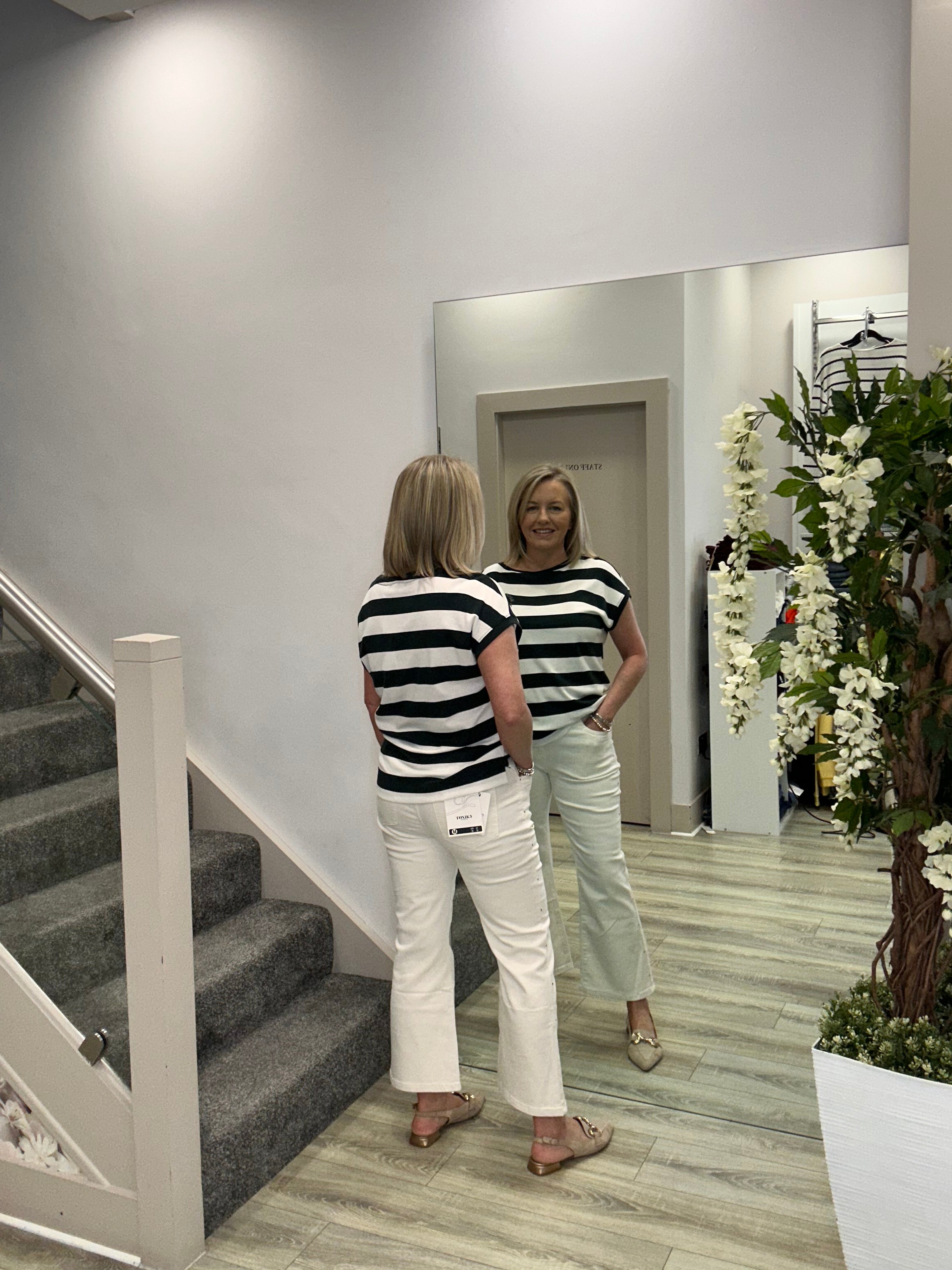 ANITA PALM  TEE