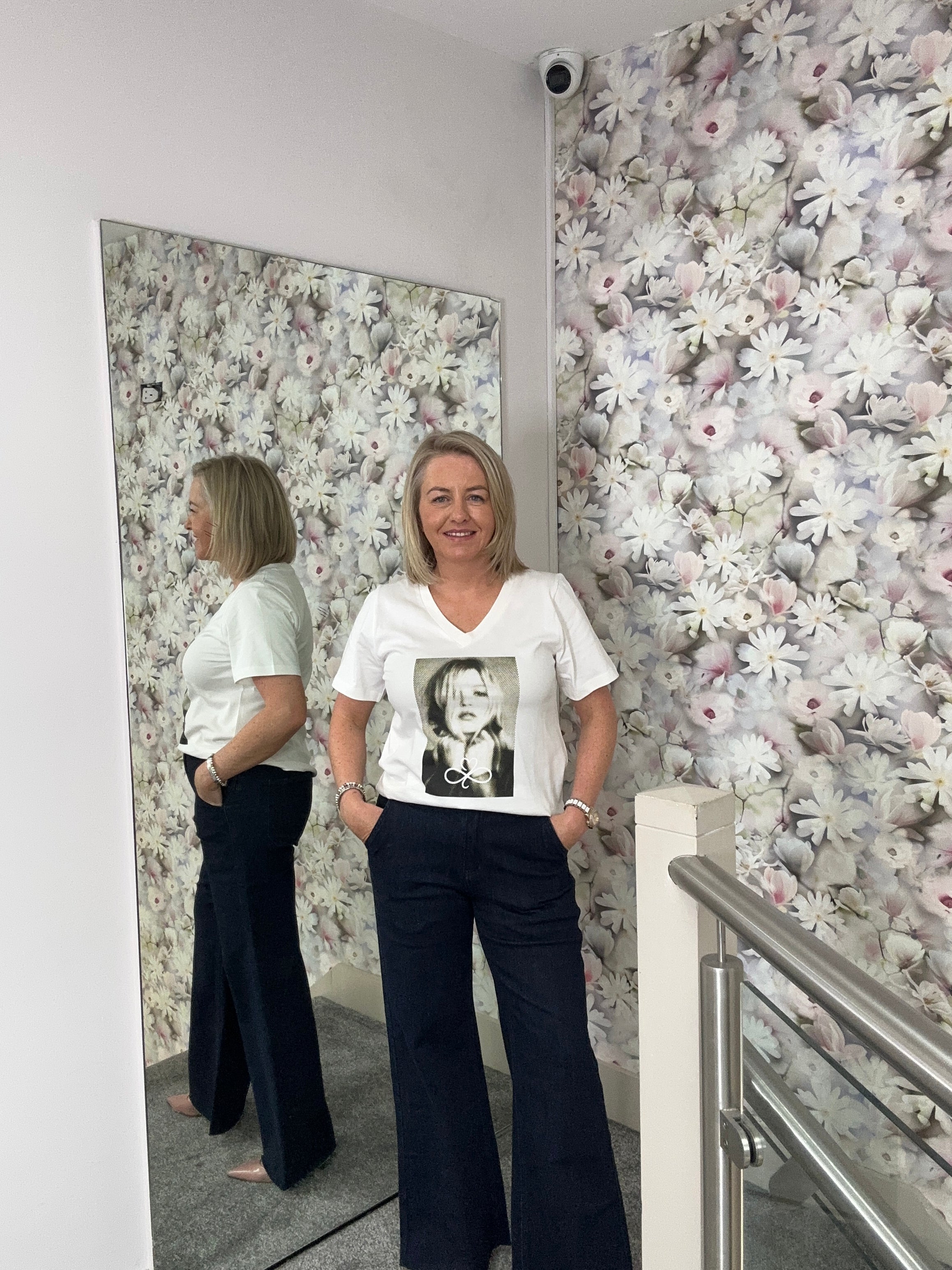 FACE TEE