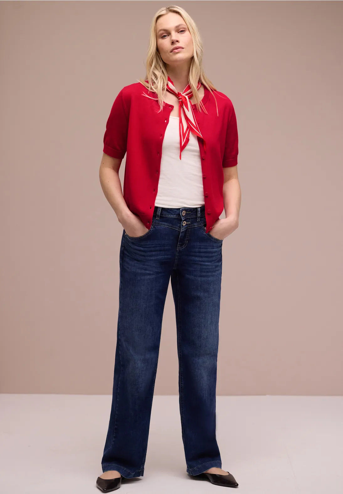 SHELLY RED CARDIGAN