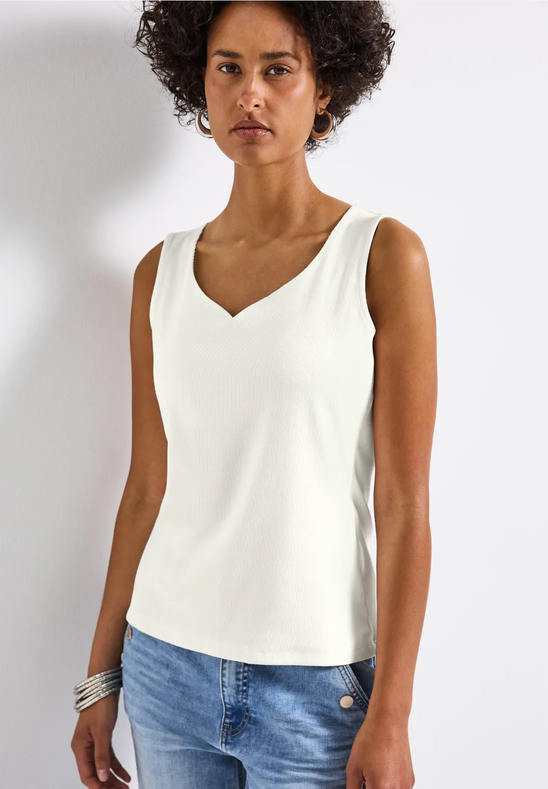 ELISE CREAM TOP