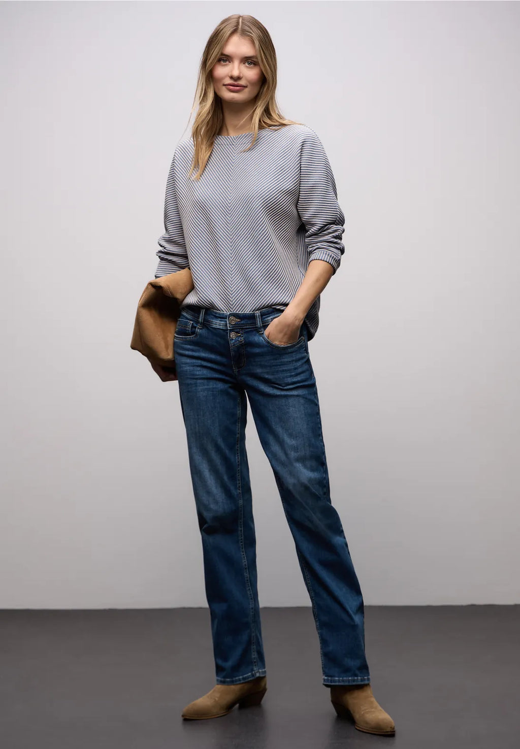 PIPA BLUE TOP