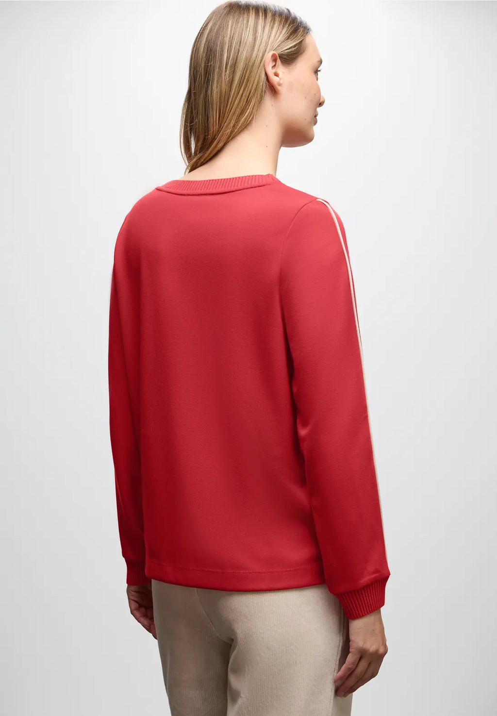 NOOR RED SWEATER