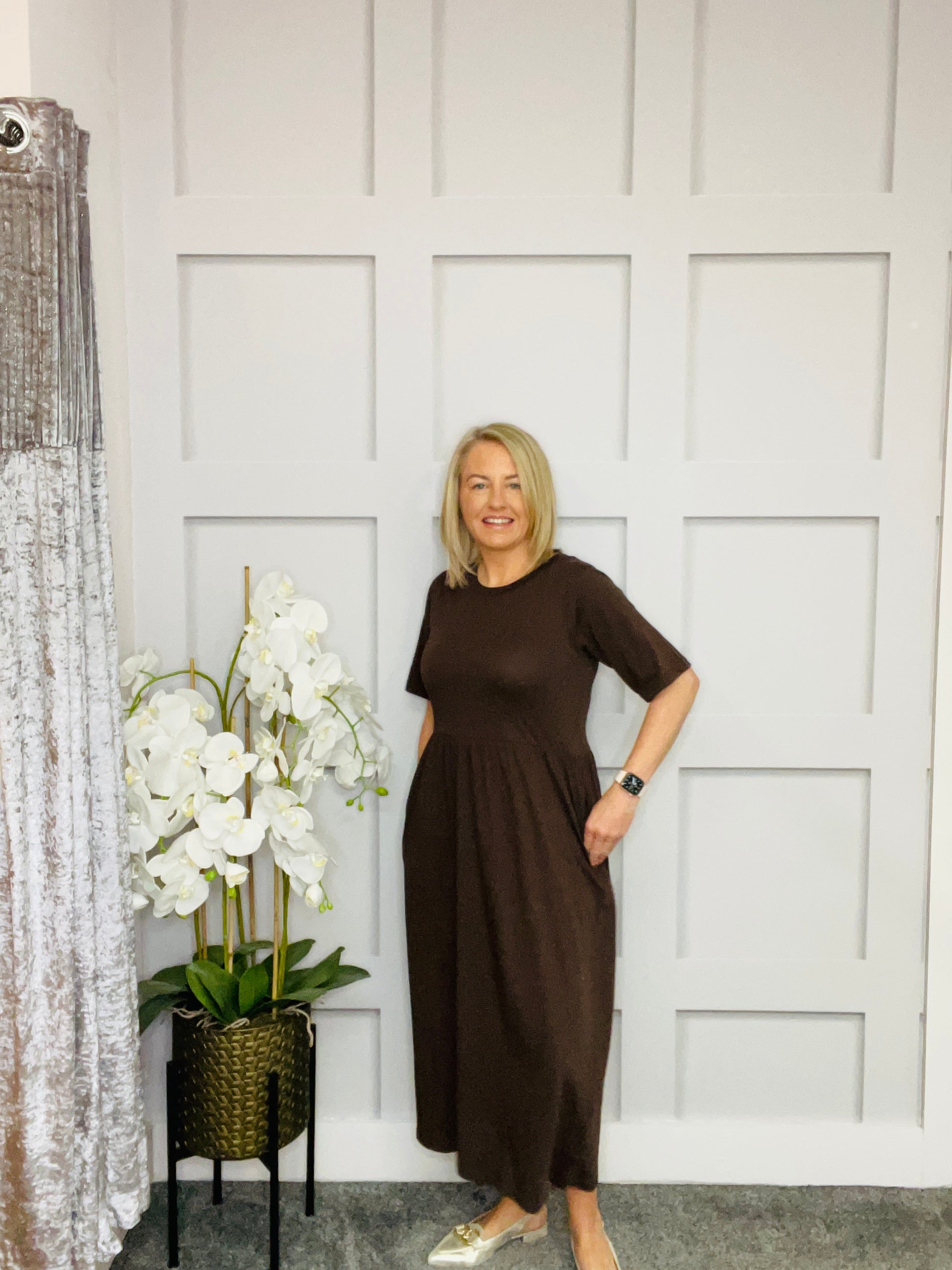 Eden brown dress