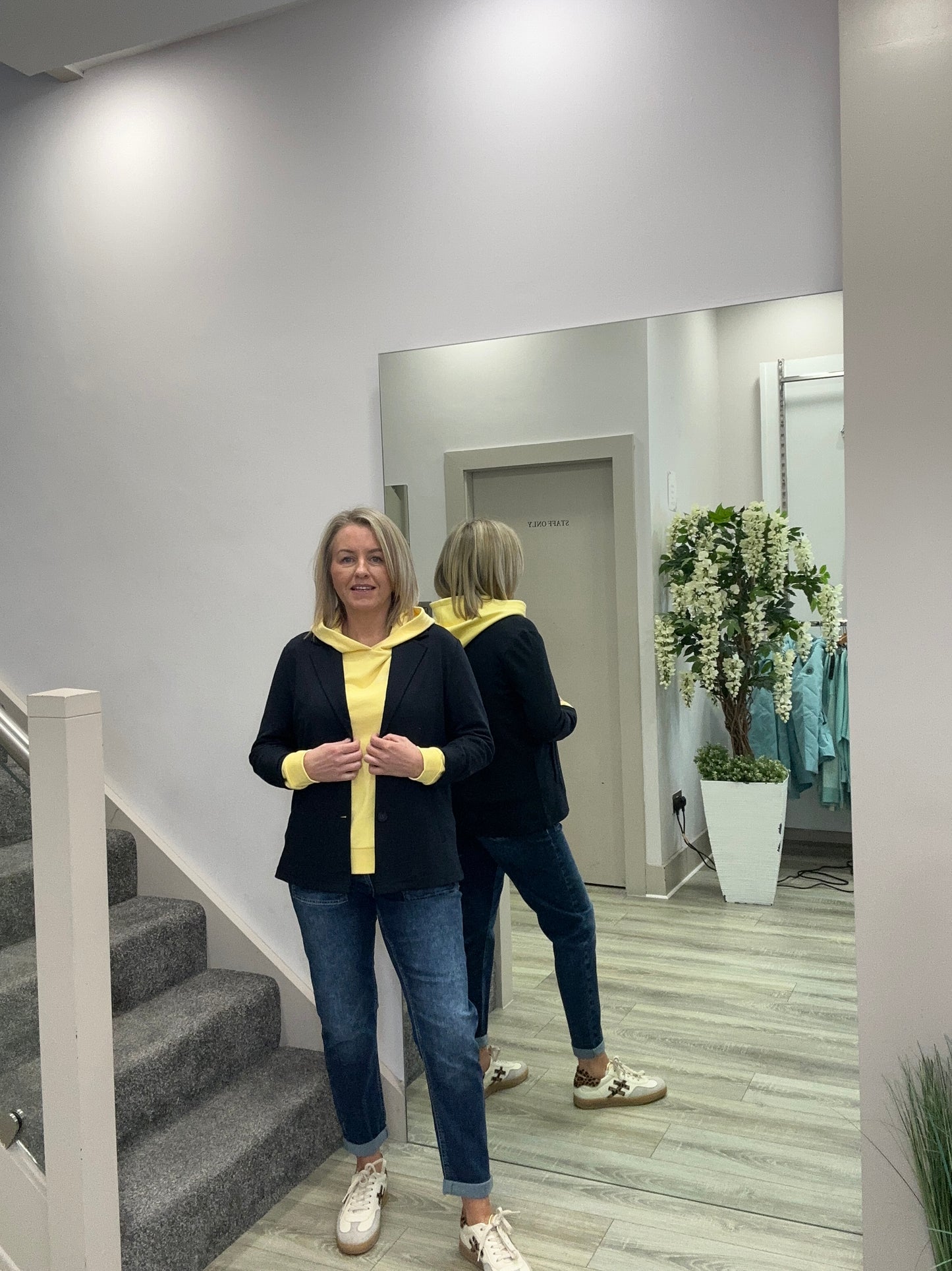 EDEN YELLOW SWEATER