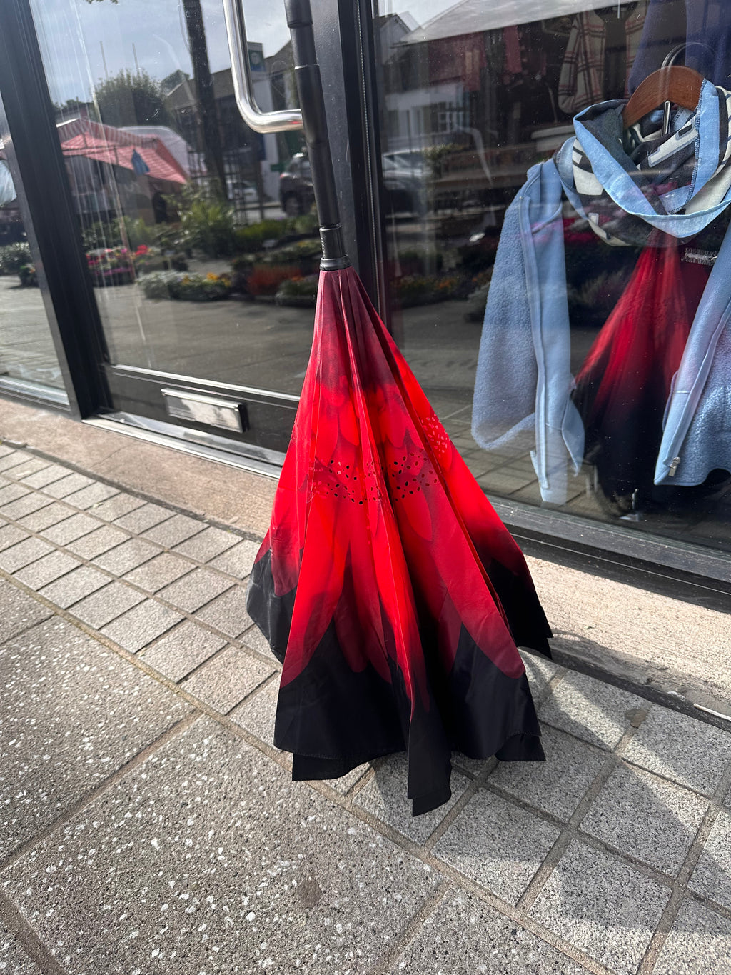 RED FLOWER UMBRELLA