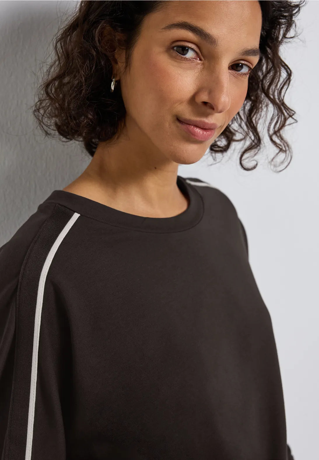 DECO BROWN TOP