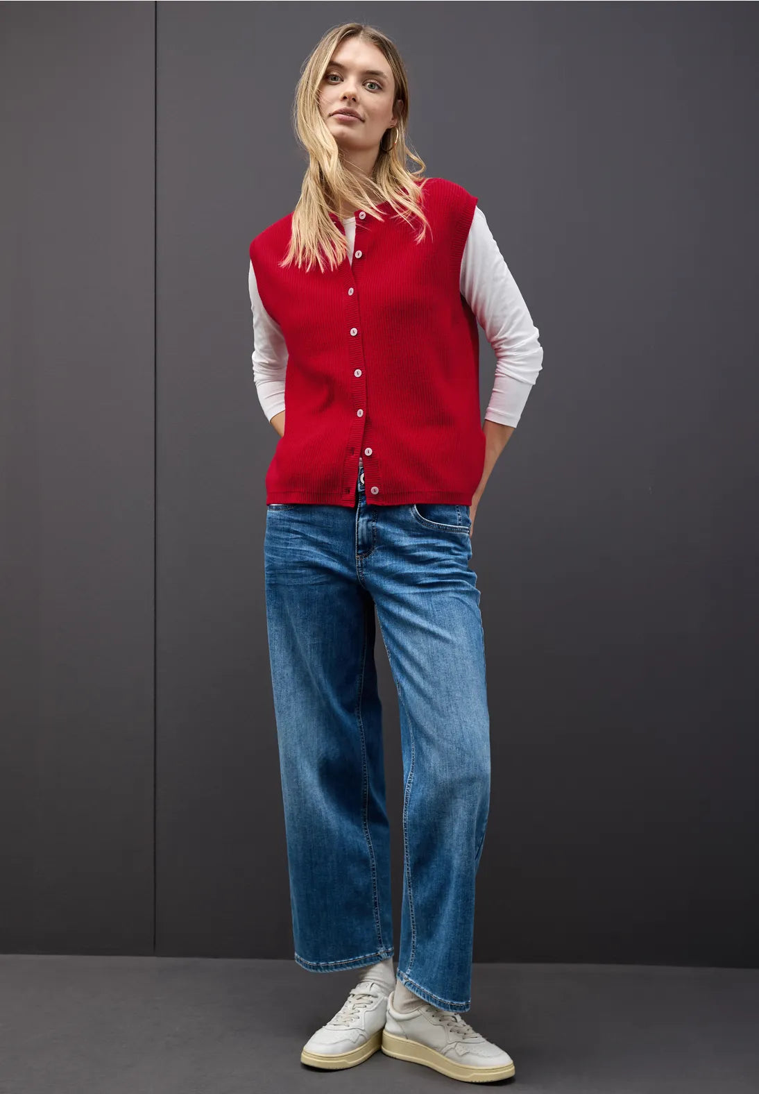 ARMELL RED PULLOVER