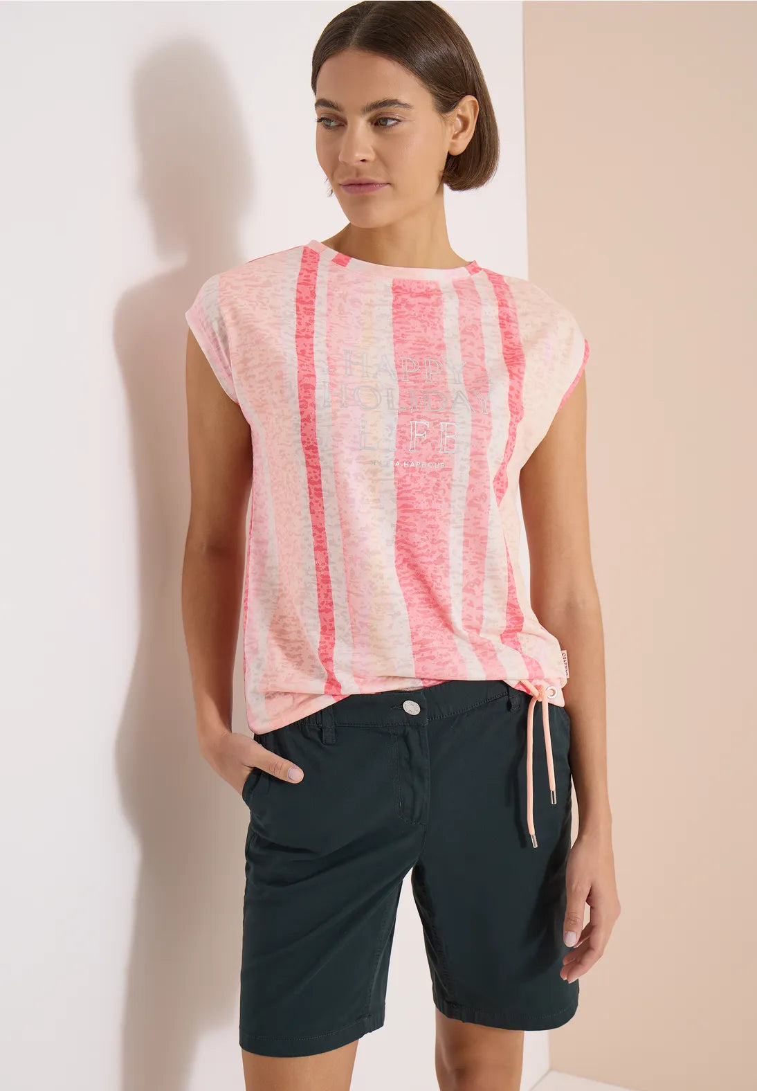HAPPY CORAL TEE