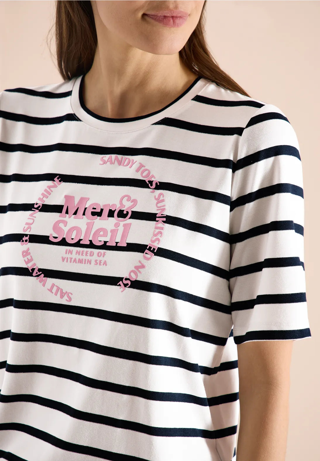 YUNI NAVY TEE