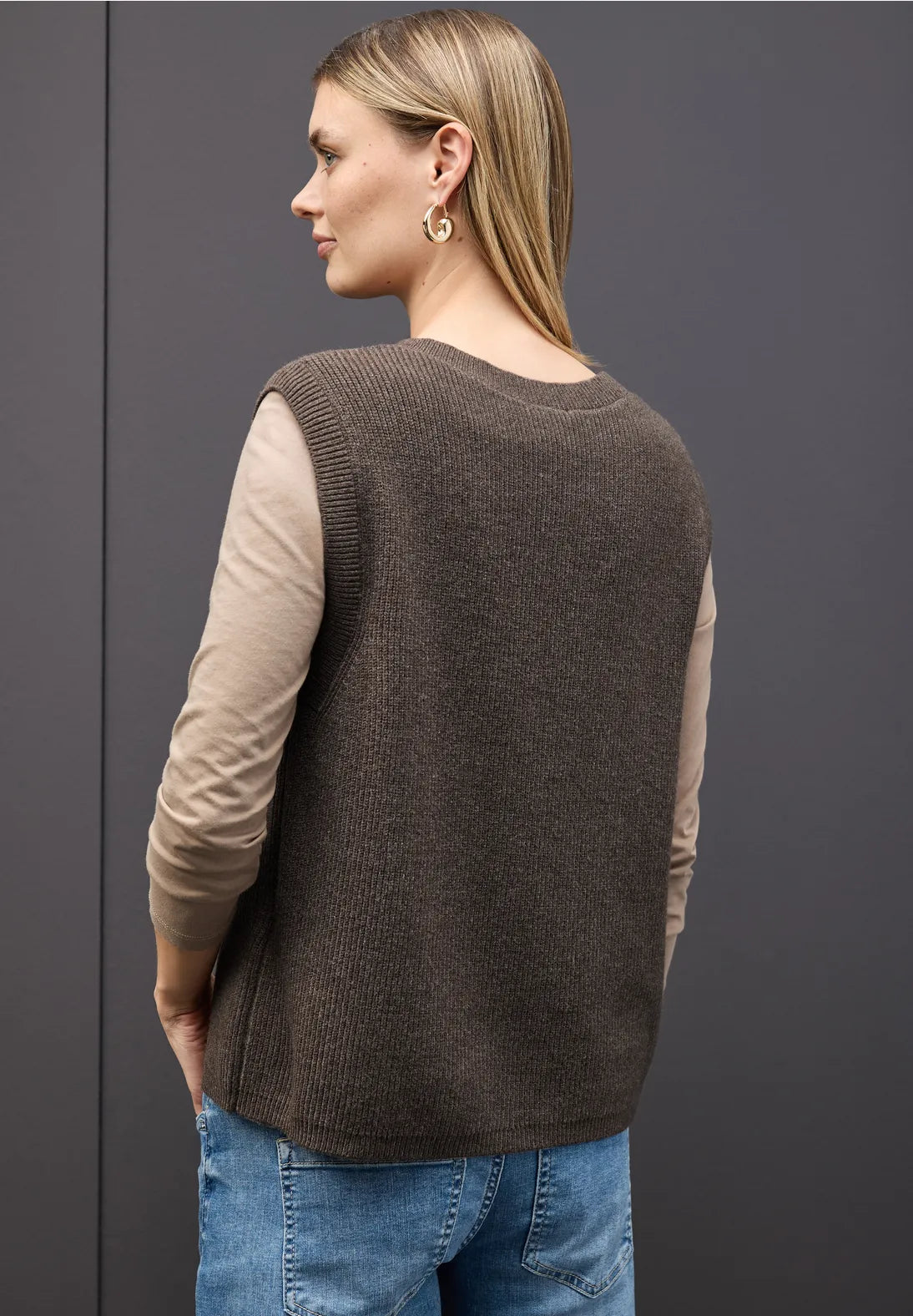 ARMELL BROWN PULLOVER
