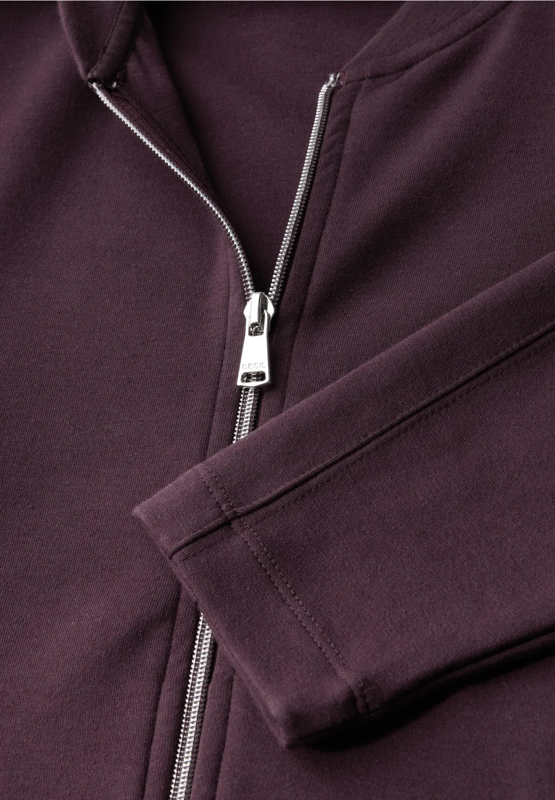 SWEET MULBERRY ZIPPY