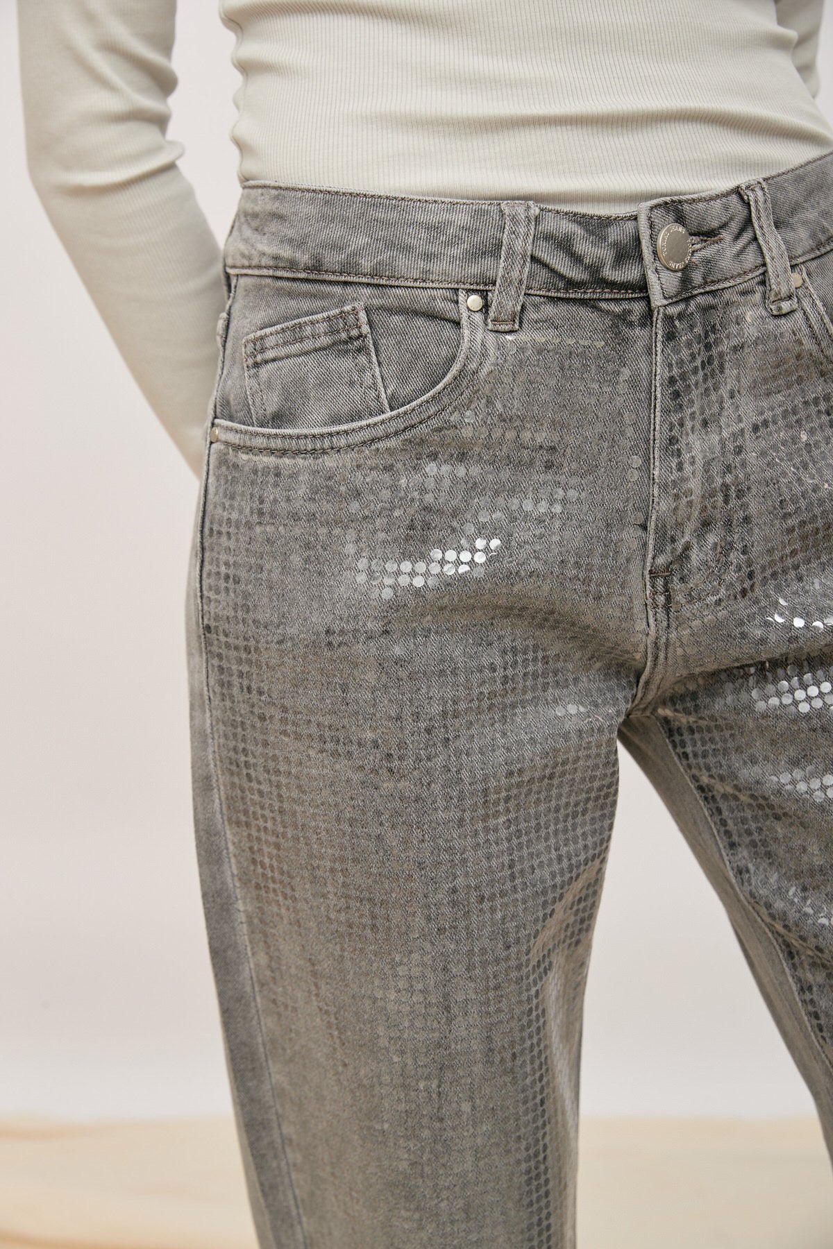 JEN GREY JEAN