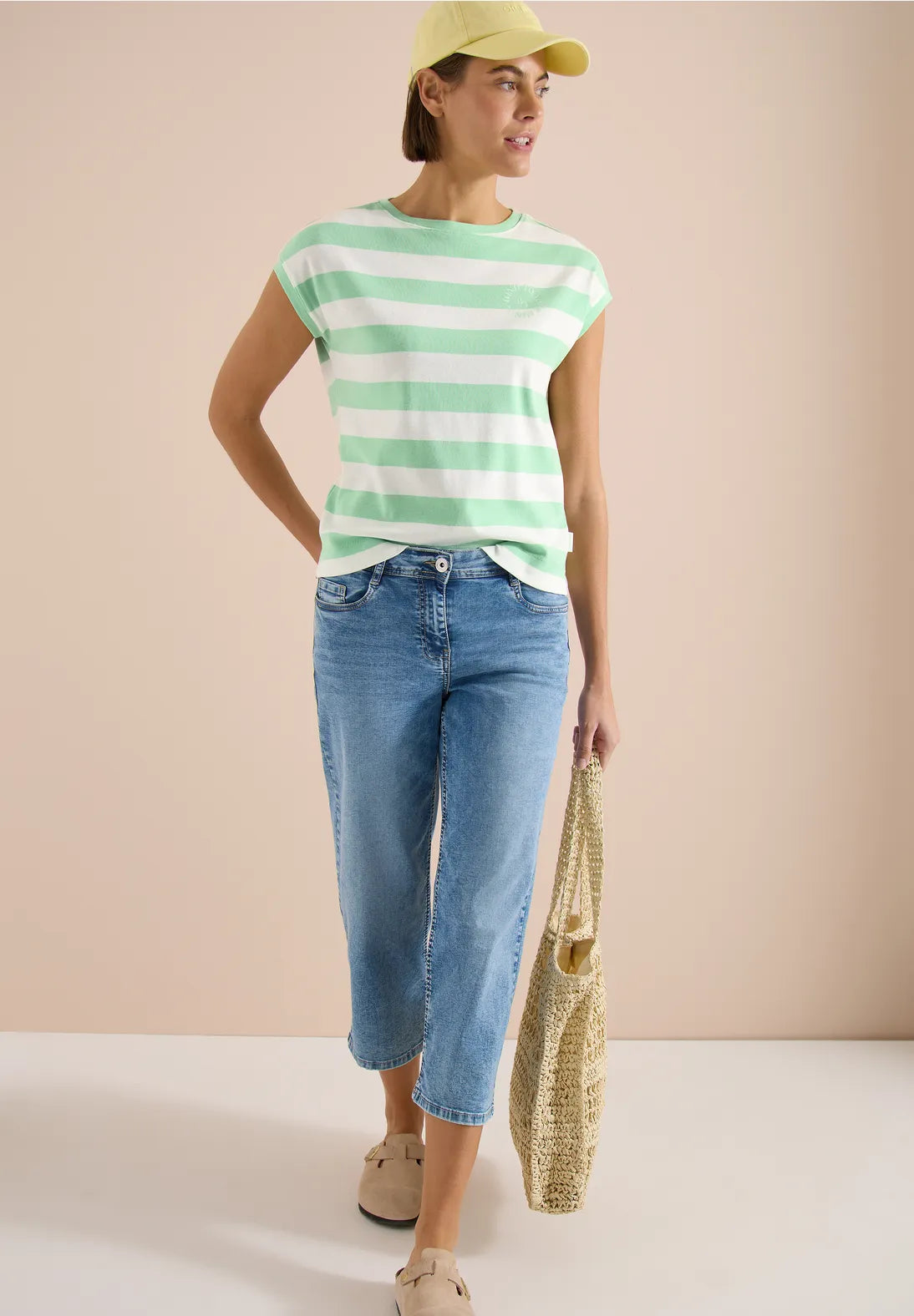 ANITA GREEN TEE