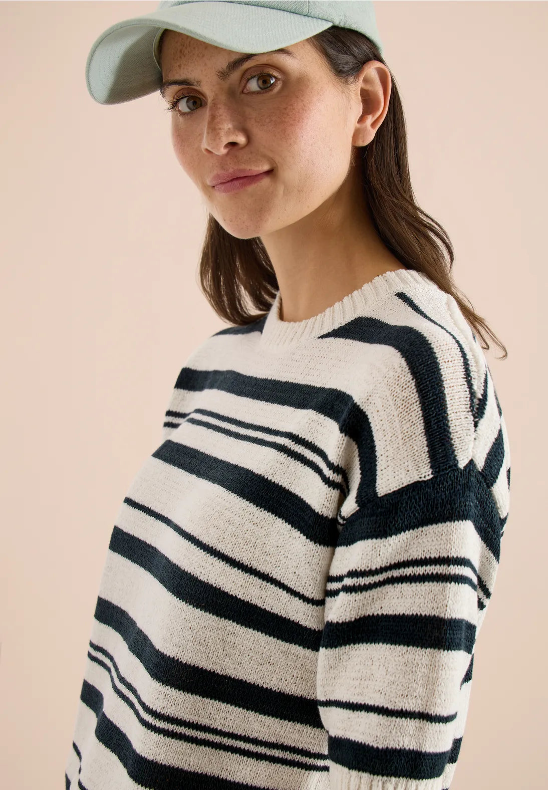 EVE KNIT