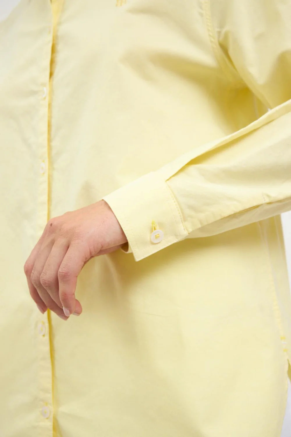 SIL YELLOW SHIRT