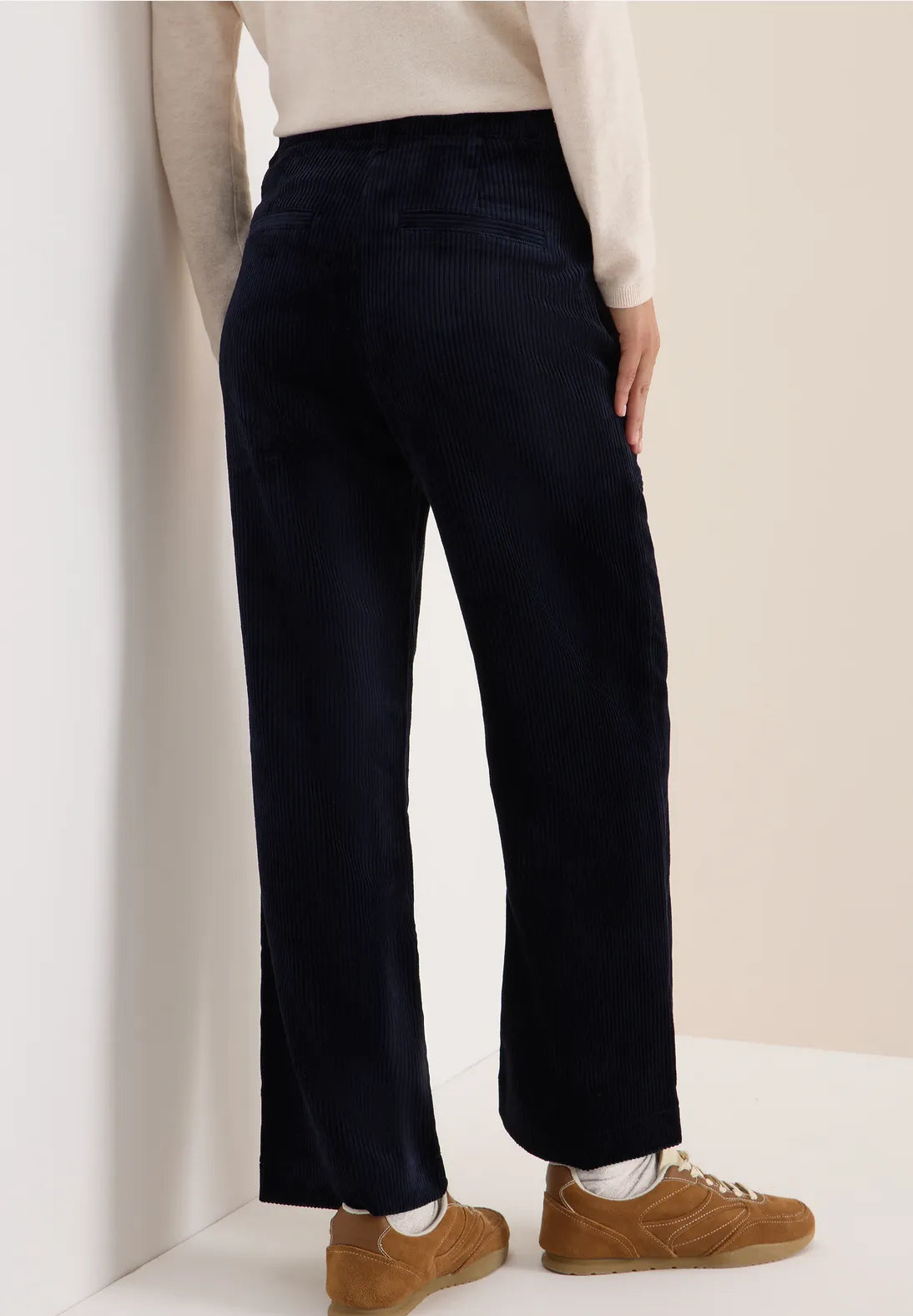 CHRISTA NAVY TROUSER
