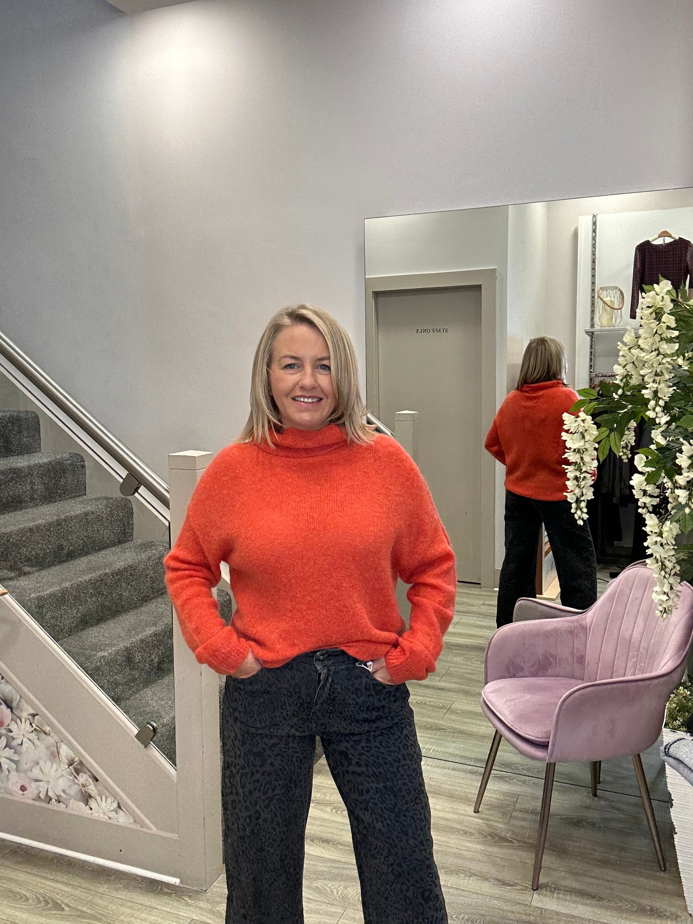 ZARIA KNIT