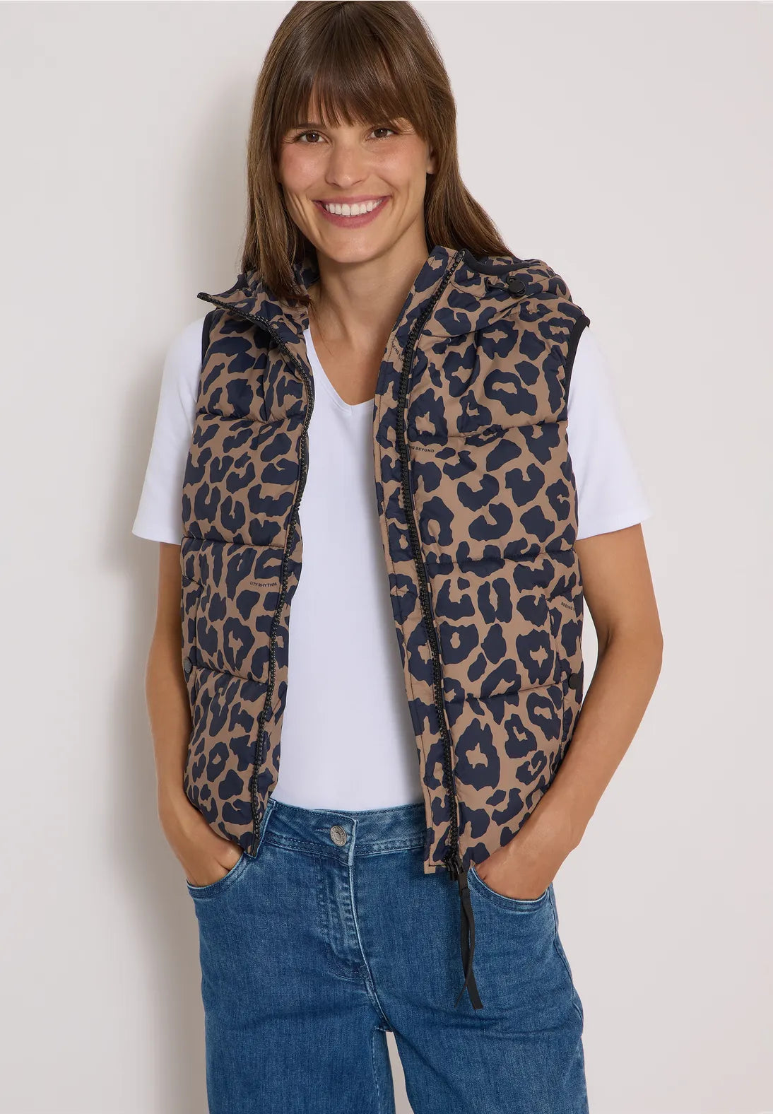NIAMH CAMEL GILET