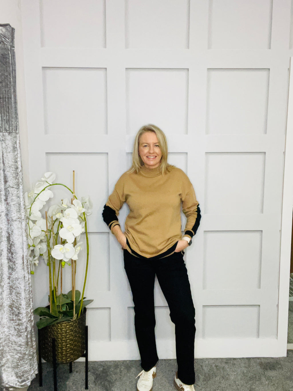 FRANKIE SWEATER