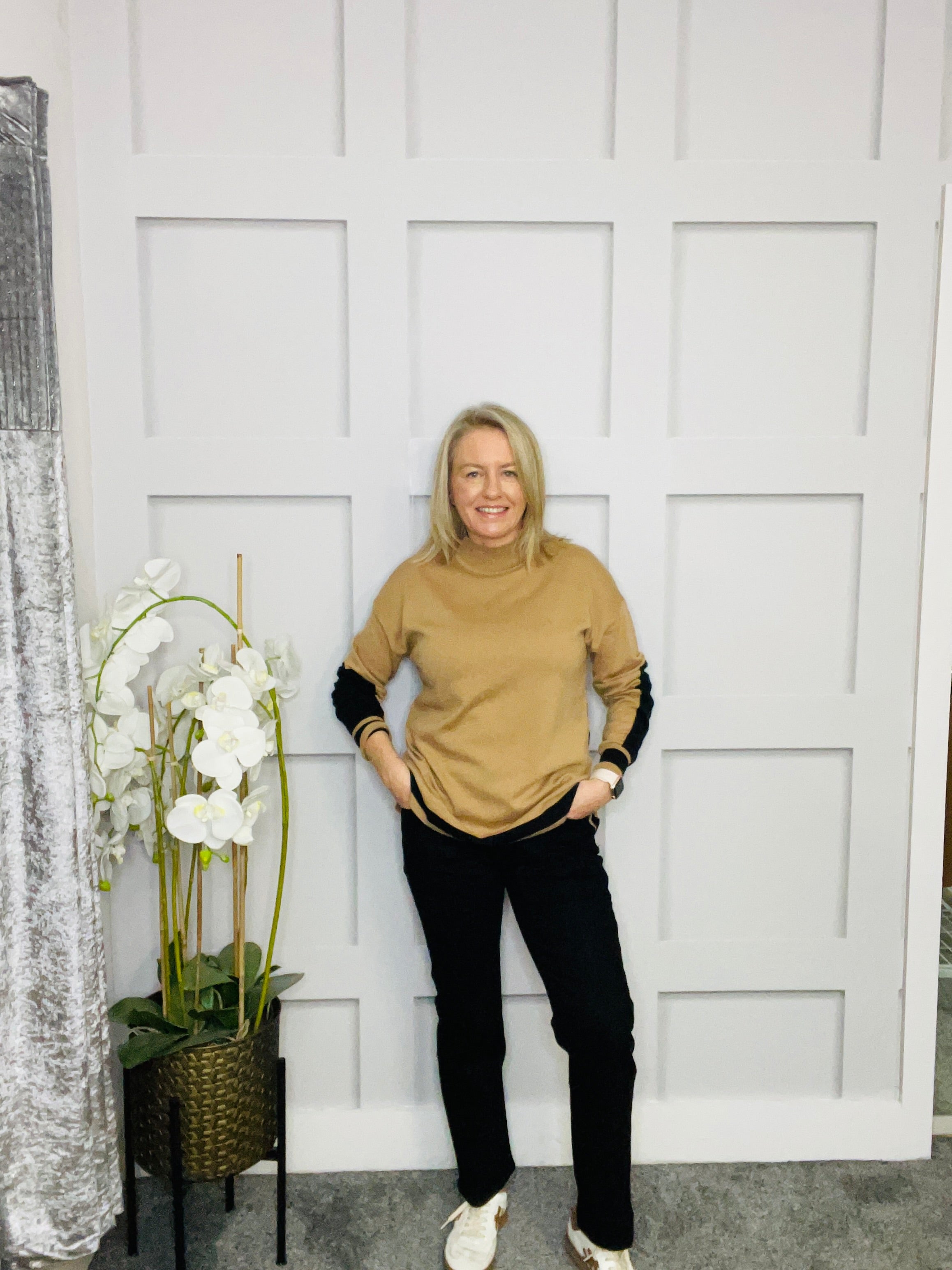 FRANKIE SWEATER
