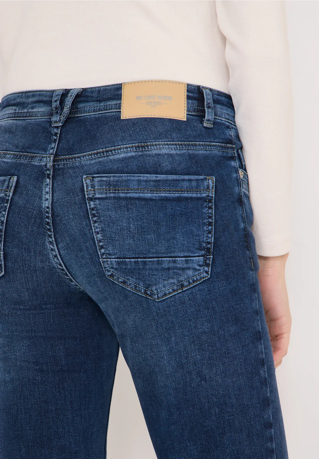 CHARLIZE JEANS