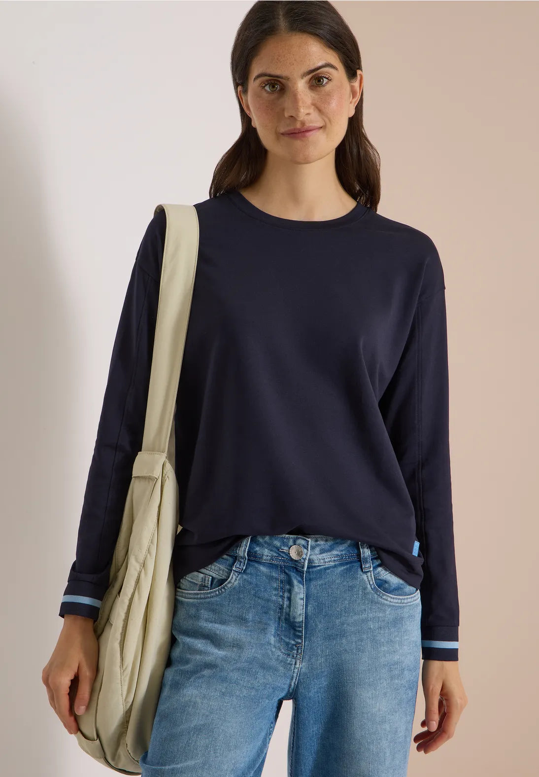 LUZ NAVY TOP
