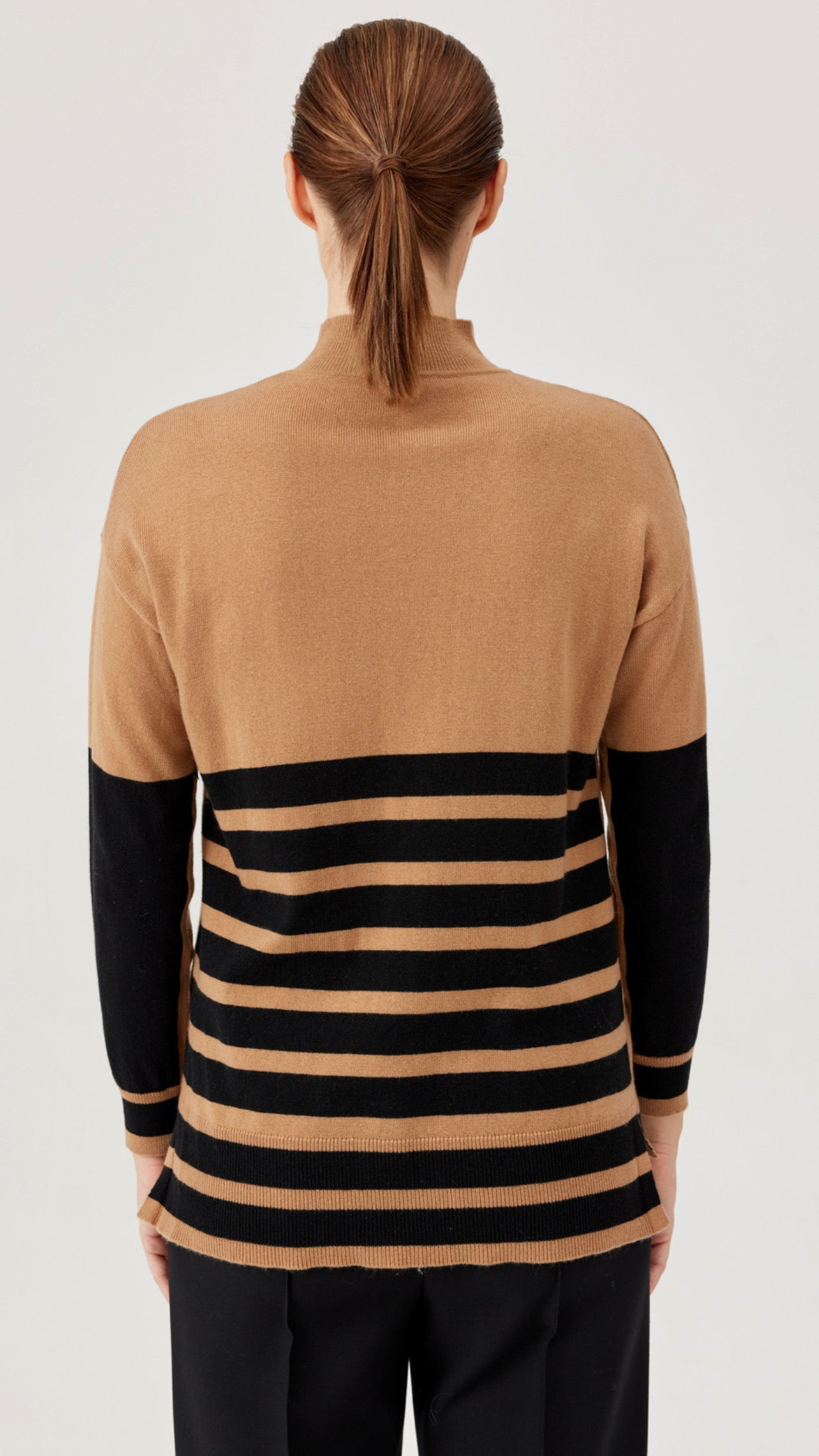 FRANKIE SWEATER