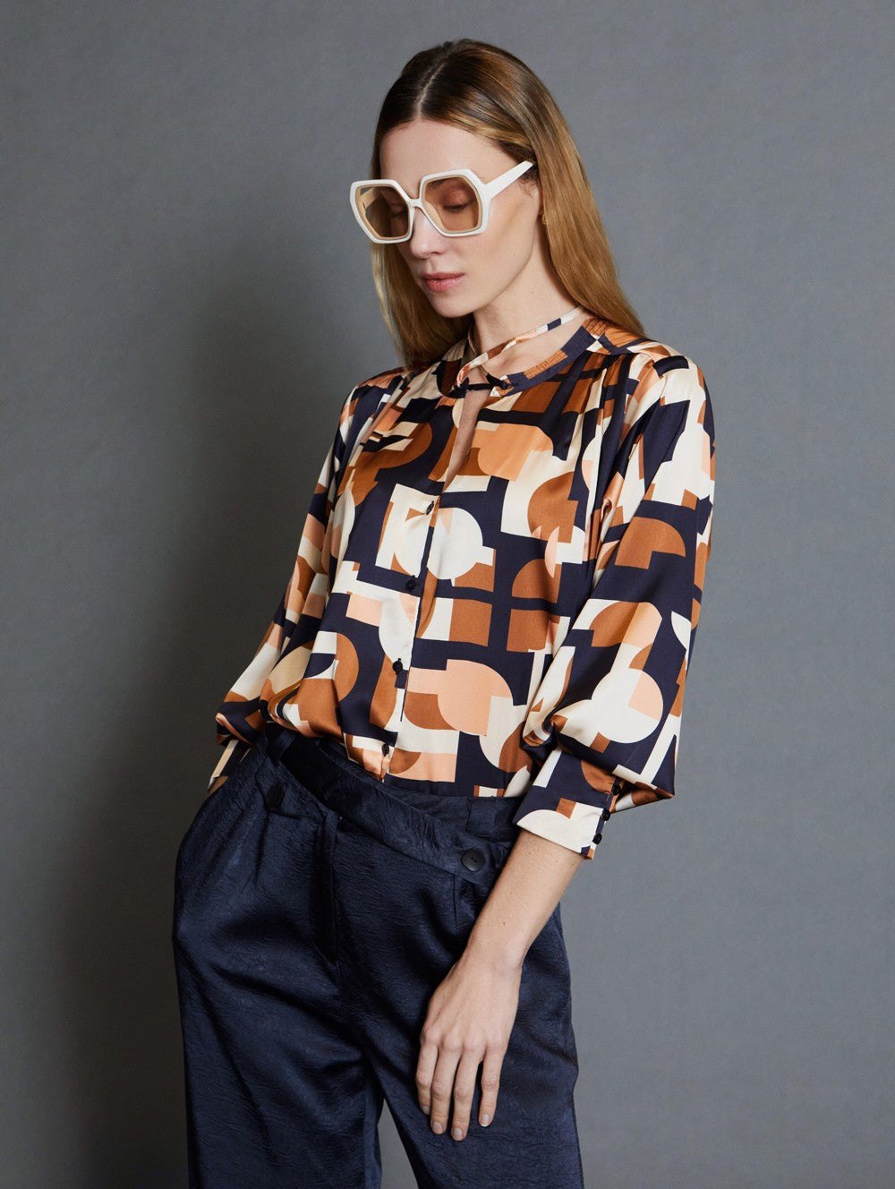 APRICOT BLOUSE