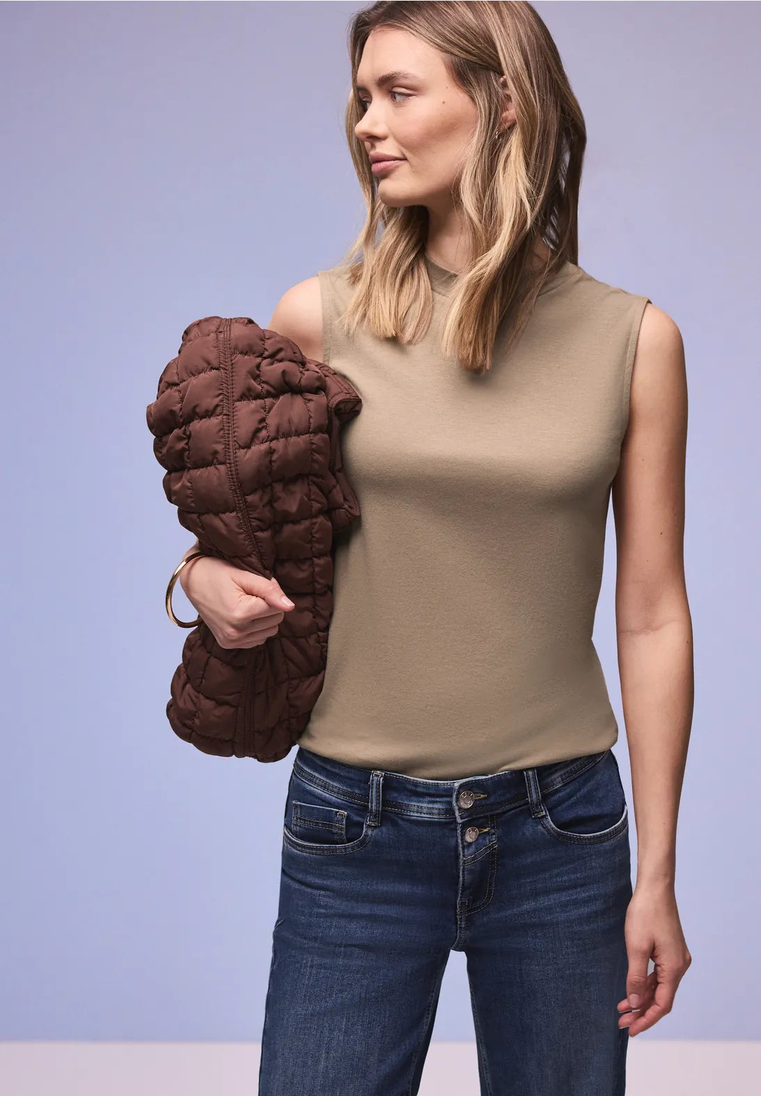 ELLIE MOCHA TOP