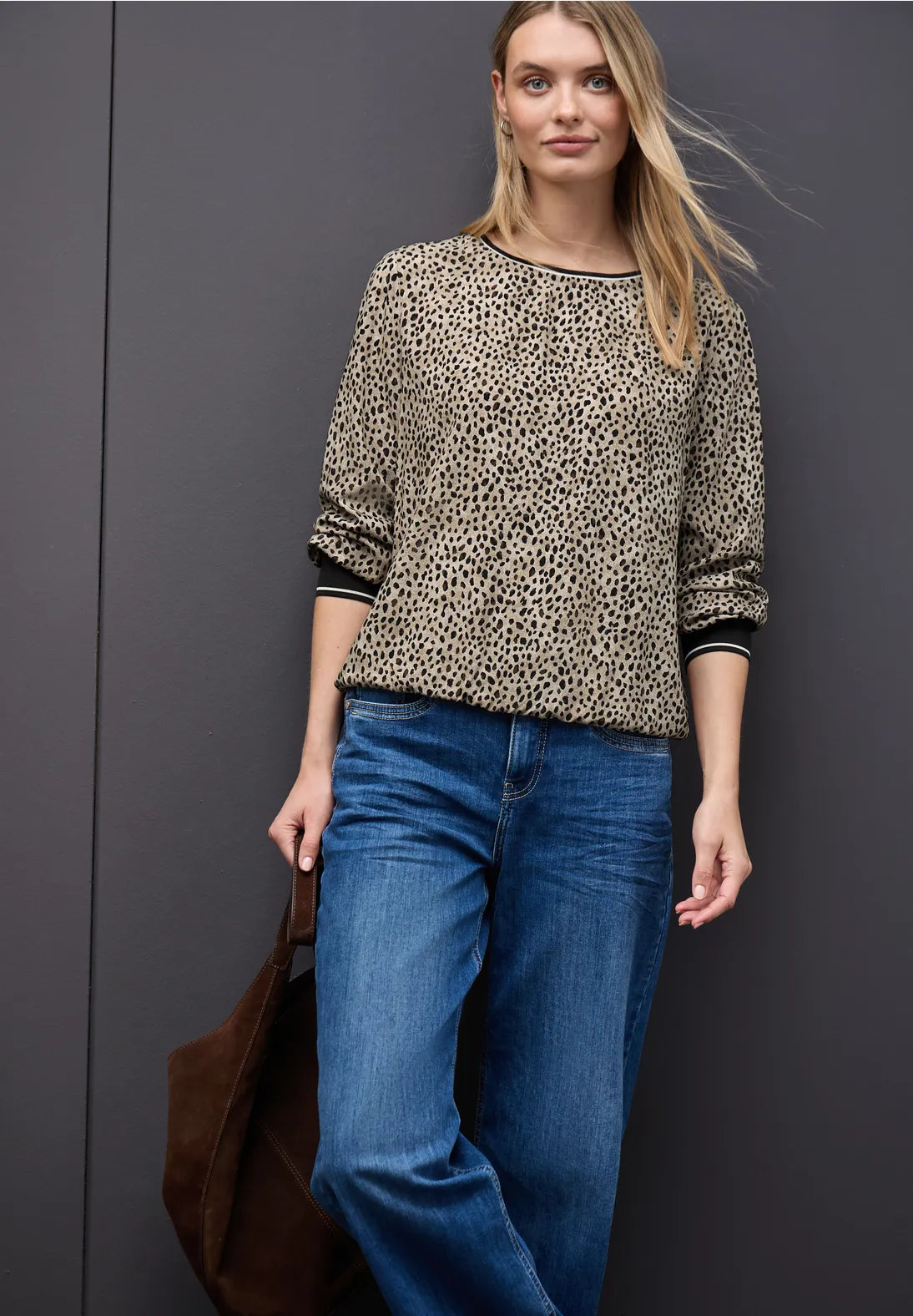 MARY TOP