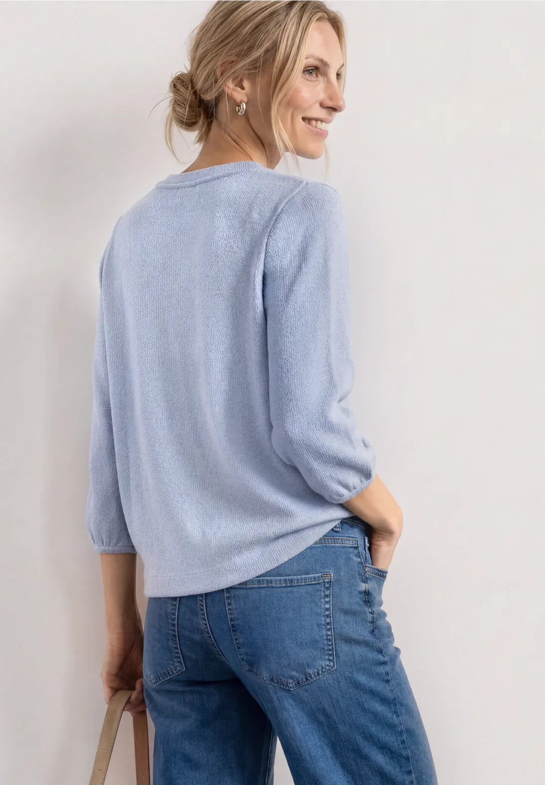 SUZY BLUE KNIT