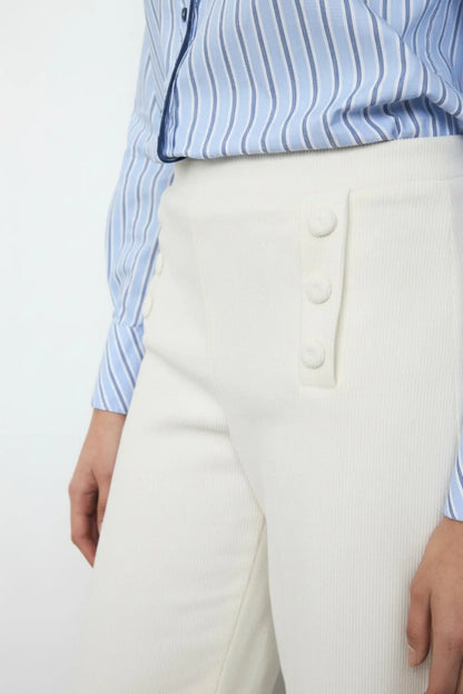 YOSELIN CREAM TROUSER
