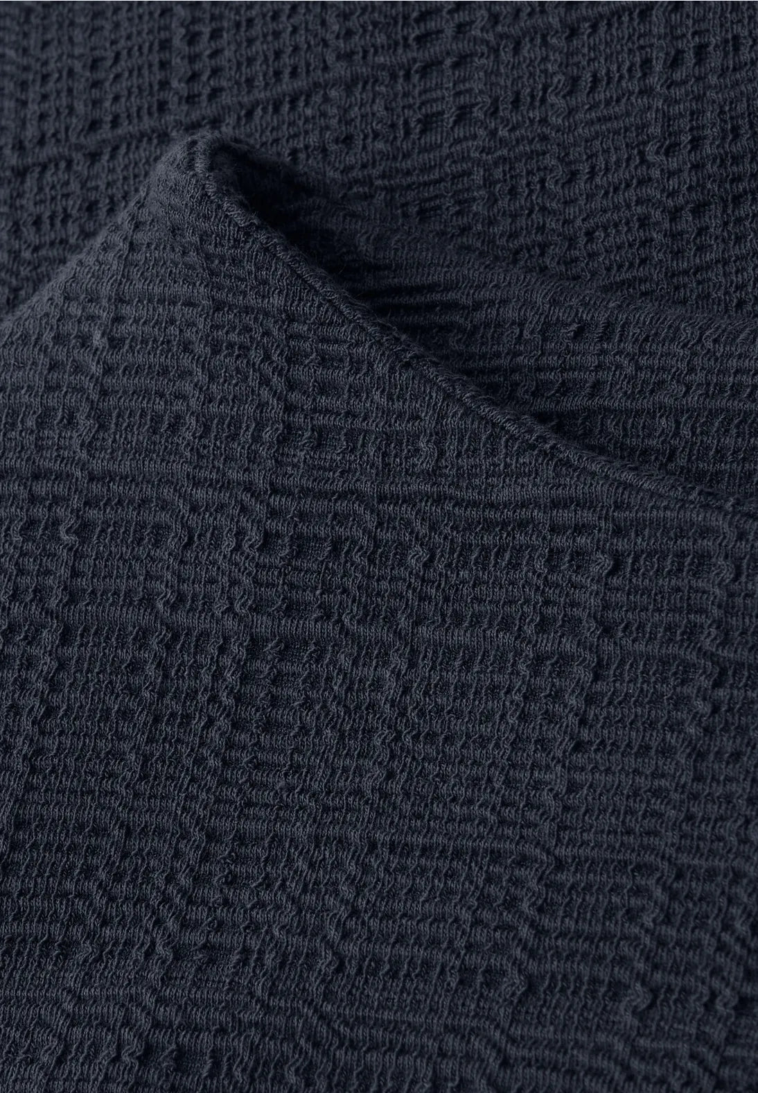 ERICA NAVY TOP