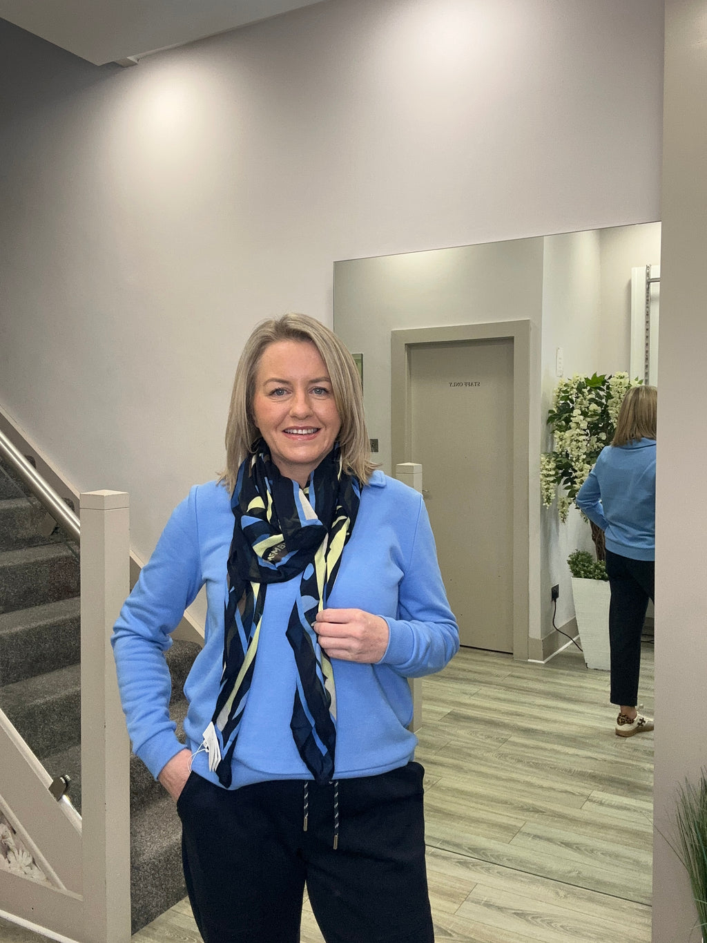 EVE BLUE SWEATER