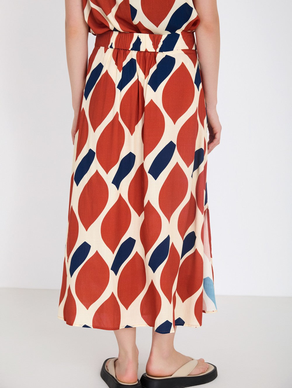 TAND SKIRT