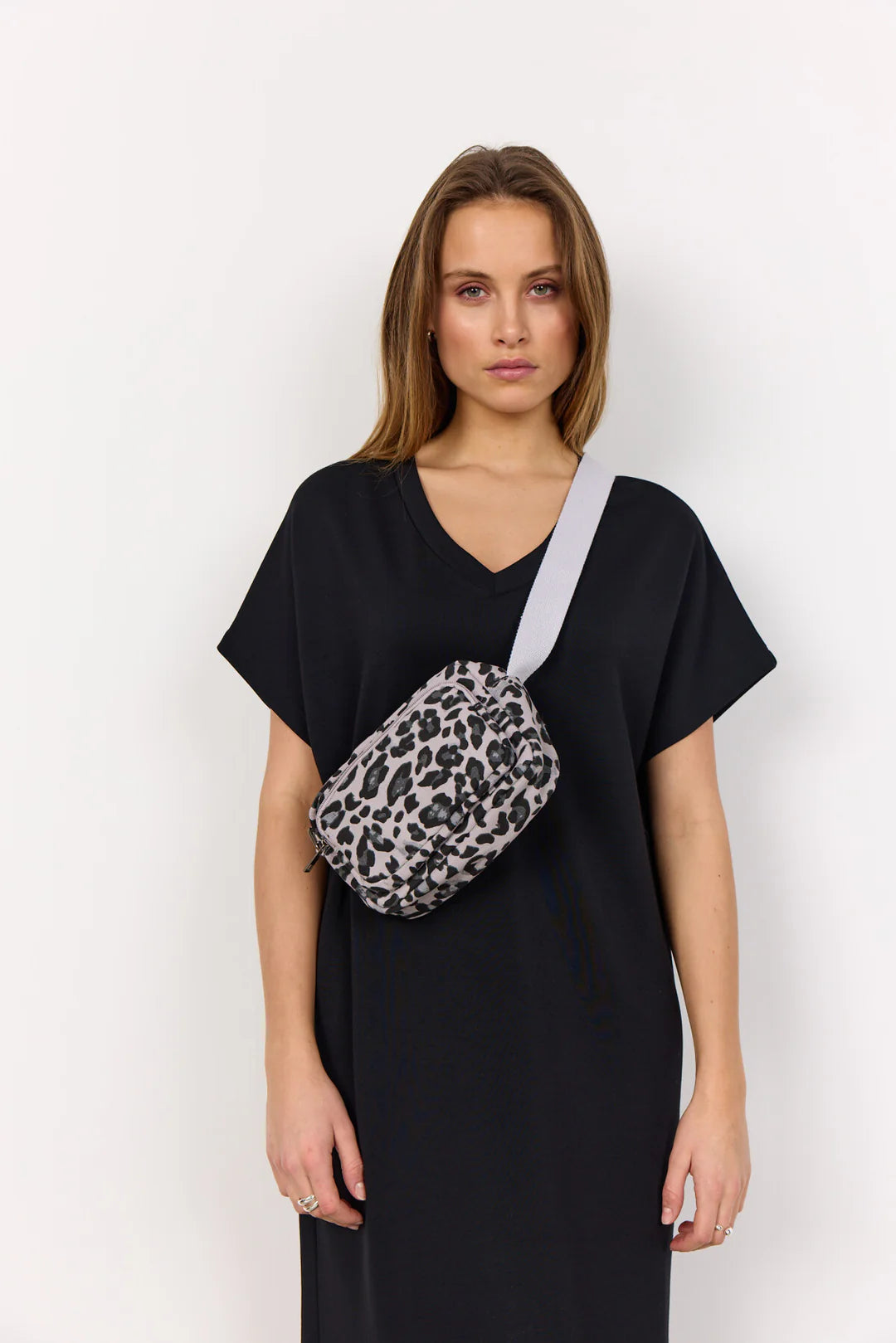 GREY ANIMAL PRINT BAG
