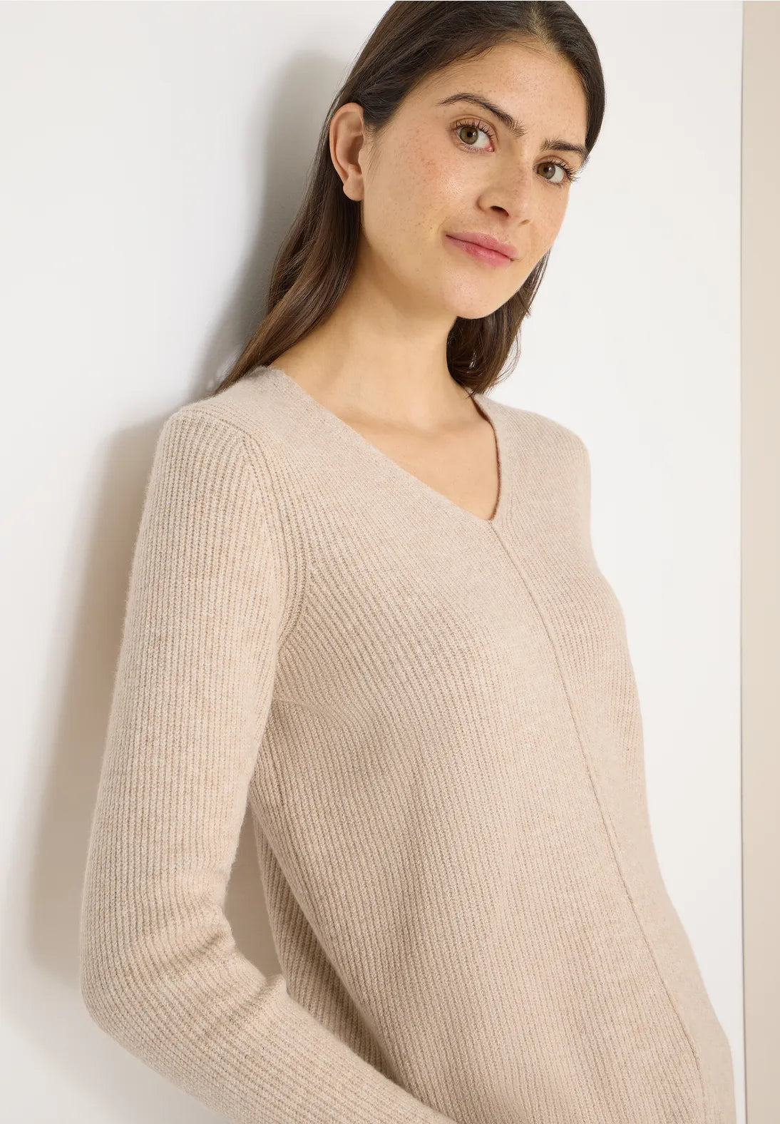ALLY BEIGE JUMPER