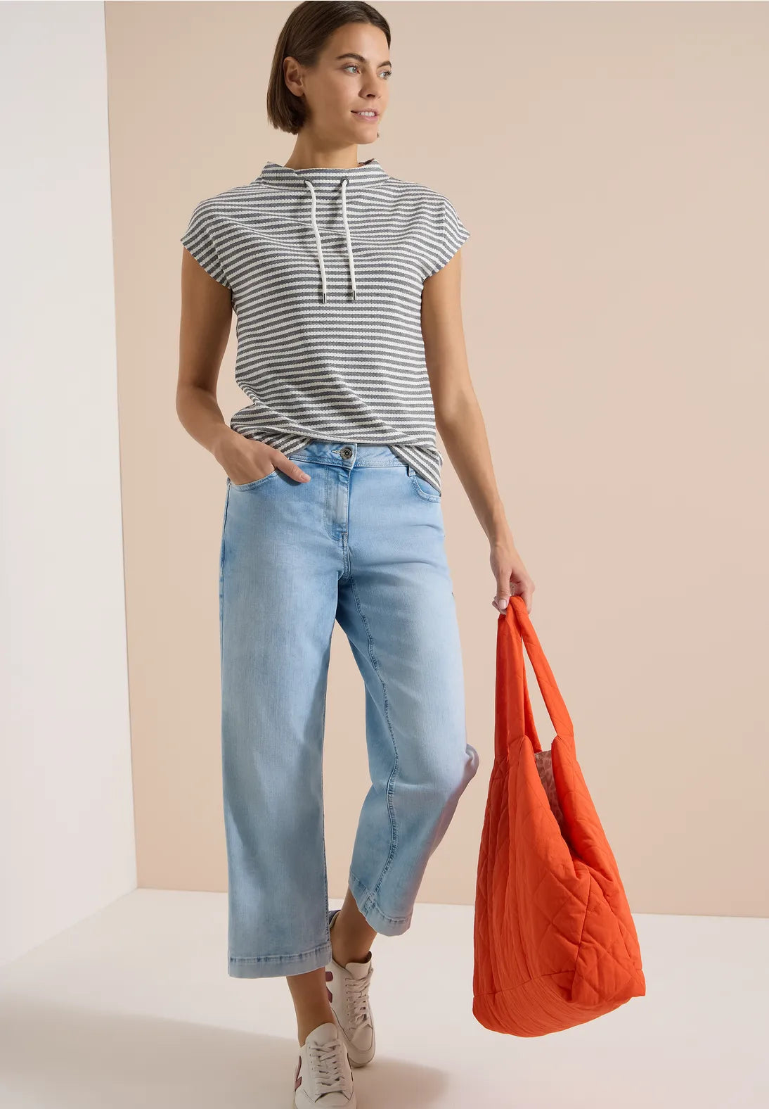 FIA NAVY TOP