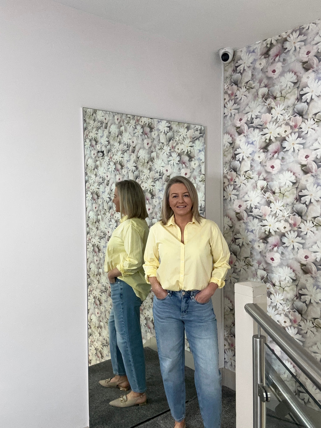 SIL YELLOW SHIRT