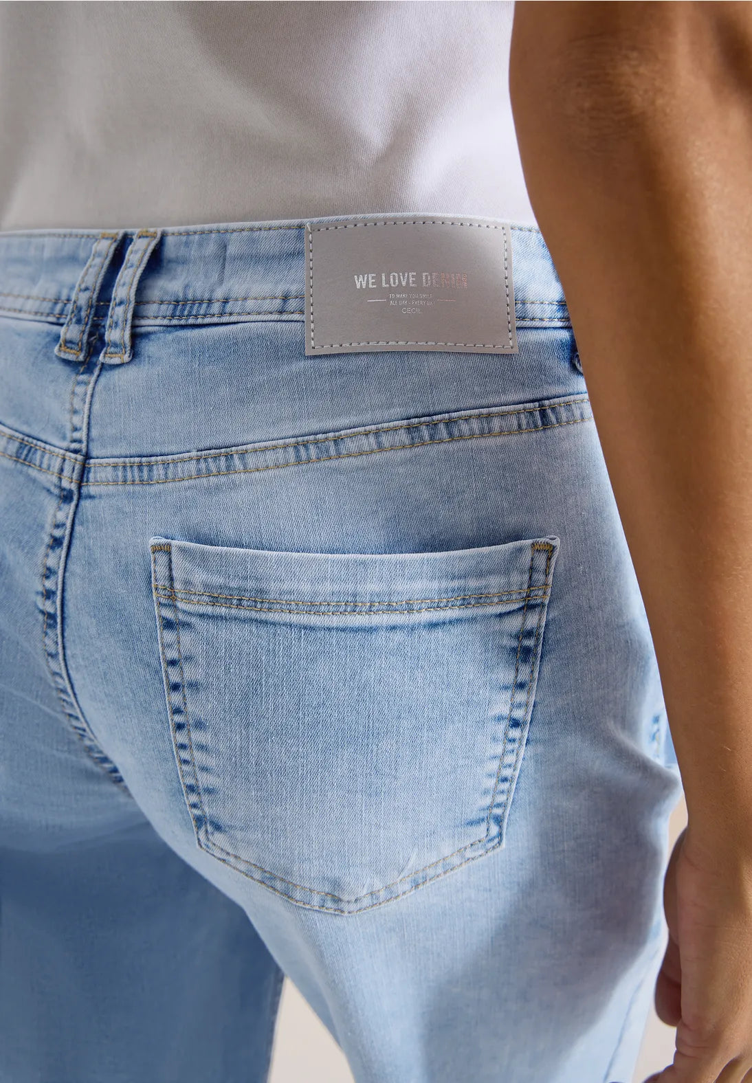 LATINA JEANS