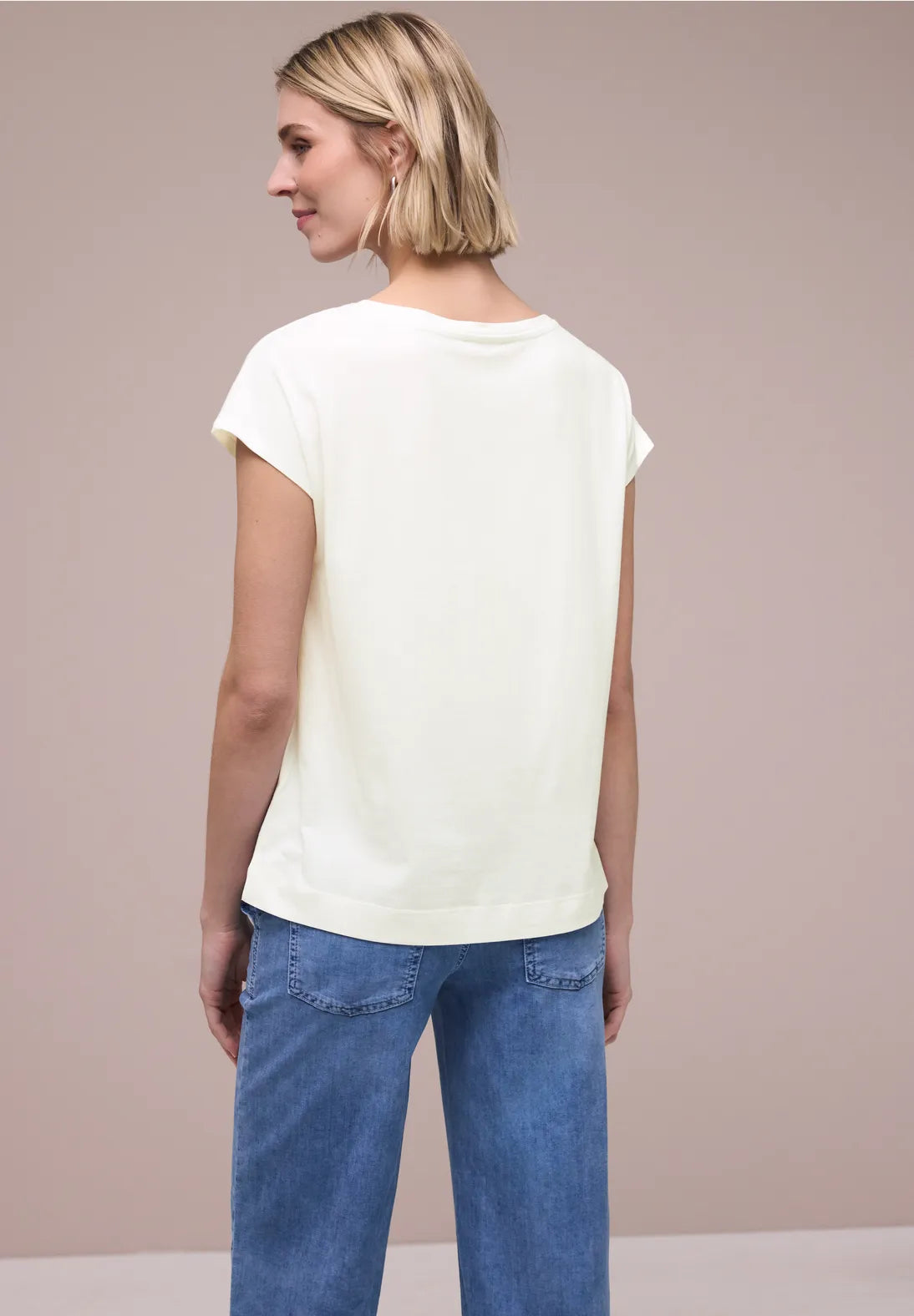 LADY WHITE TEE